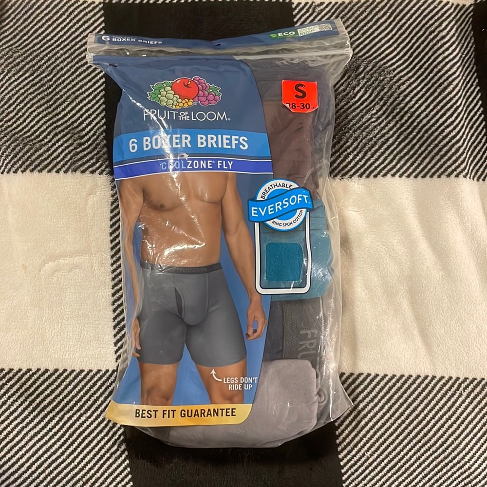 Men’s Fruit of the Loom Boxers Brand New Size S Waist size 28-30 Waist